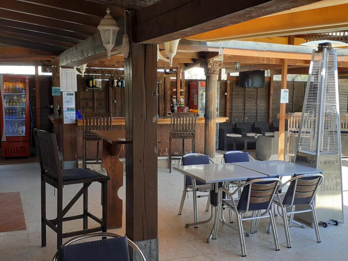 Hostal Oasis Dénia Exterior foto
