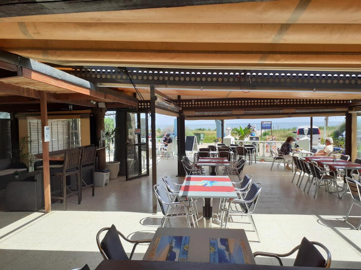 Hostal Oasis Dénia Exterior foto